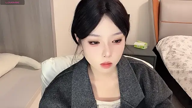 Q-ing online show from 27, 12, 2024