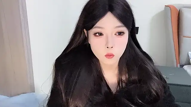 Q-ing online show from 25, 1, 2025