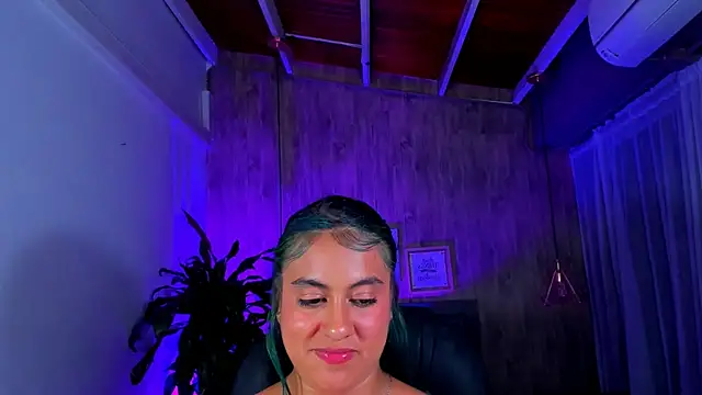 Snapshot of Xisu_ chatting on 18, 1, 2025 Xisu online show from 18, 1, 2025