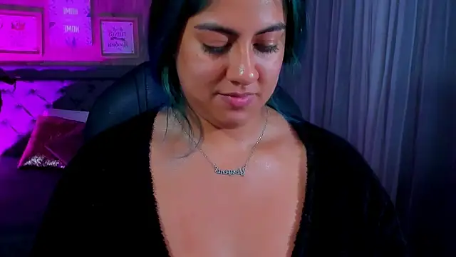 Snapshot of Xisu_ chatting on 28, 1, 2025 Xisu online show from 28, 1, 2025