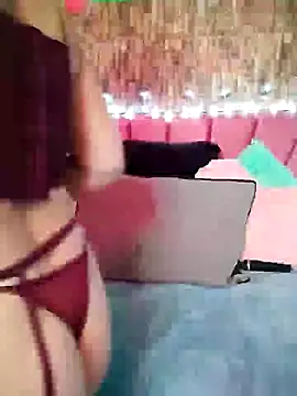 Snapshot of Isabelle_Lov18 chatting on 13, 12, 2024 Isabelle Lov18 online show from 13, 12, 2024