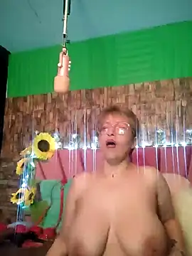 Snapshot of Isabelle_Lov18 chatting on 3, 1, 2025 Isabelle Lov18 online show from 3, 1, 2025