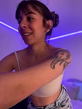 Snapshot of AmmyCollinsW chatting on 14, 1, 2026 AmmyCollinsW online show from 14, 1, 2026