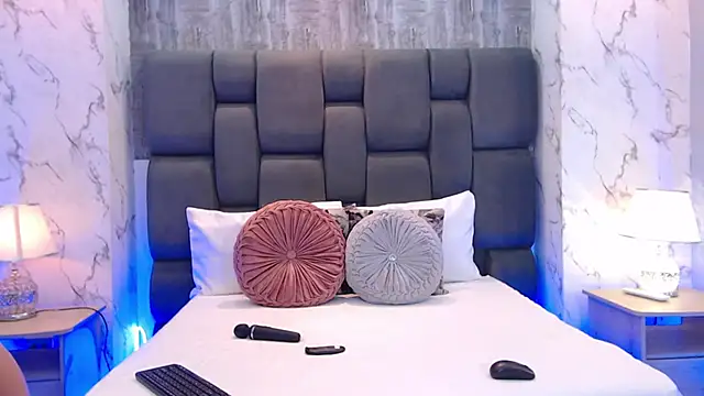 SophieWolkman online show from 28, 11, 2025