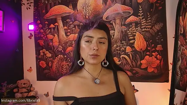 6Briela9  online show from 20, 2, 2026