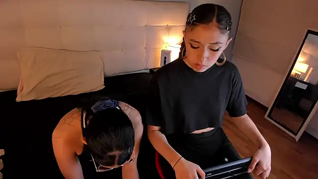 Cintya Kros online show from 22, 1, 2025