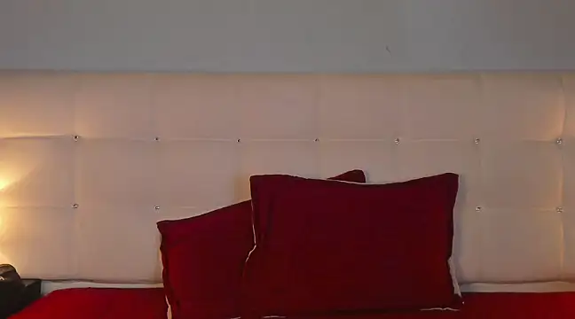 Cintya Kros online show from 1, 3, 2025