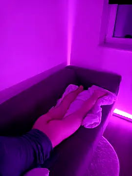 Snapshot of gostos__oo chatting on 6, 10, 2025 gostos oo online show from 6, 10, 2025