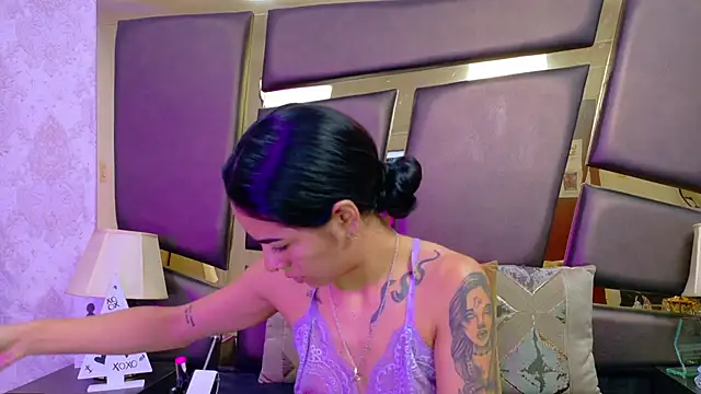 NicoleEsposito online show from 16, 2, 2026