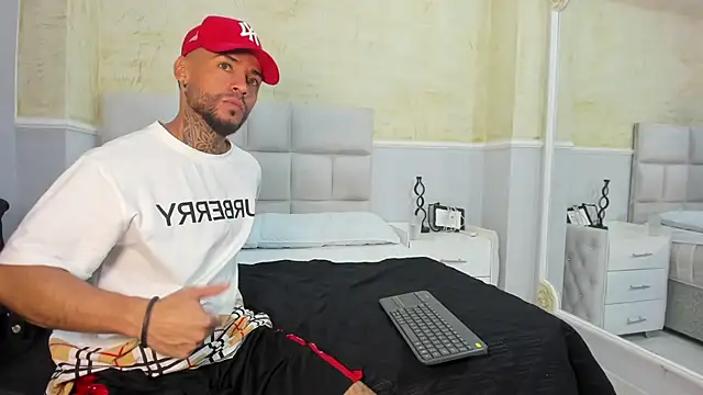 Snapshot of BruceNixon chatting on 3, 2, 2025 BruceNixon online show from 3, 2, 2025