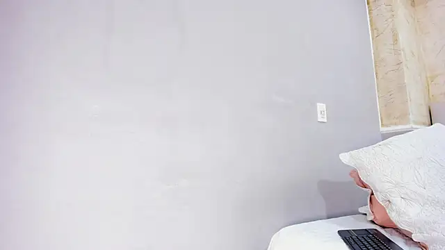 Snapshot of BruceNixon chatting on 14, 2, 2025 BruceNixon online show from 14, 2, 2025