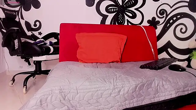 Snapshot of BruceNixon chatting on 22, 9, 2025 BruceNixon online show from 22, 9, 2025