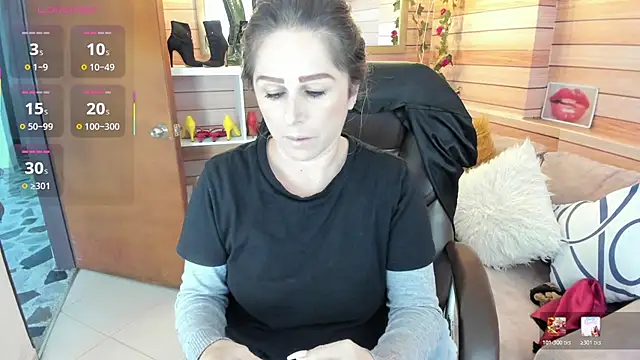 Snapshot of Victoria_collins_1 chatting on 8, 2, 2026 Victoria collins 1 online show from 8, 2, 2026