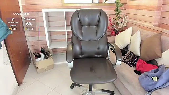 Snapshot of Victoria_collins_1 chatting on 8, 3, 2026 Victoria collins 1 online show from 8, 3, 2026