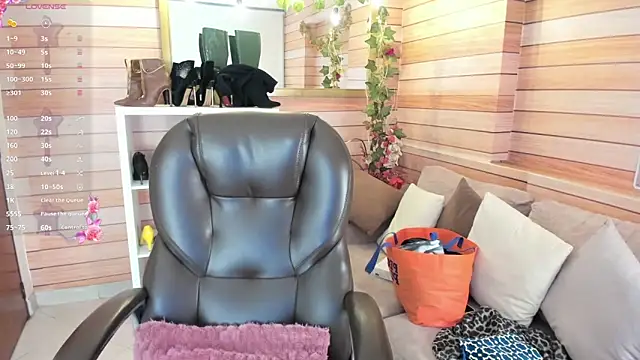 Snapshot of Victoria_collins_1 chatting on 15, 3, 2026 Victoria collins 1 online show from 15, 3, 2026