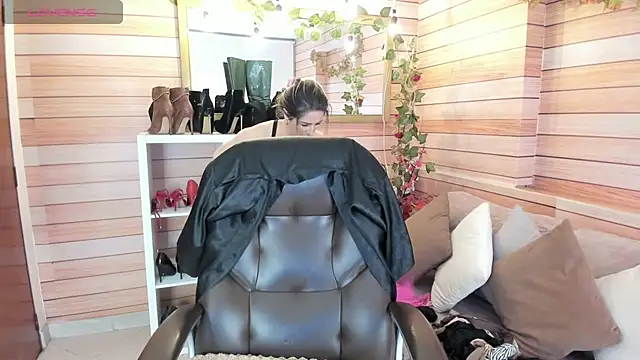 Snapshot of Victoria_collins_1 chatting on 16, 3, 2026 Victoria collins 1 online show from 16, 3, 2026