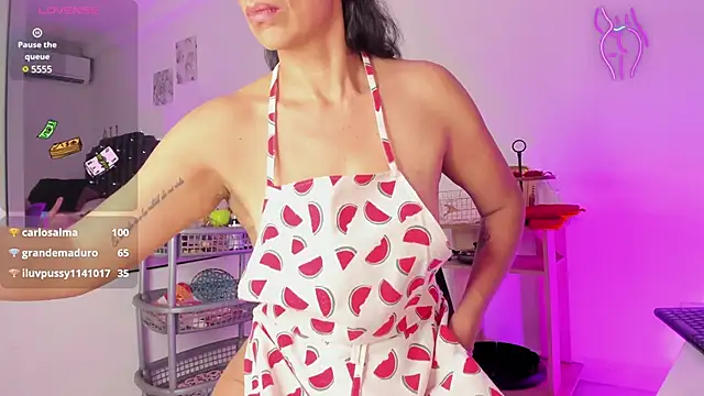 Lia johnsonn online show from 3, 2, 2025