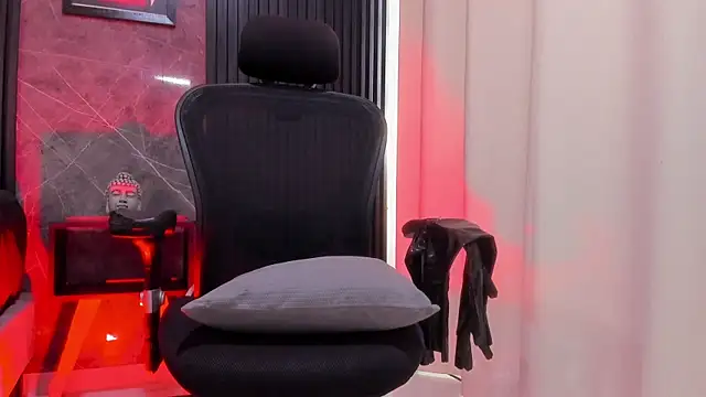 BambiiQueen online show from 25, 1, 2025