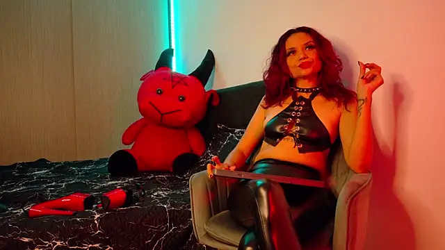 BambiiQueen online show from 26, 9, 2025