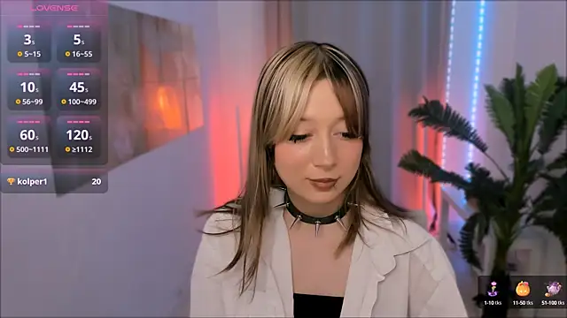 SaintGirl online show from 22, 1, 2025