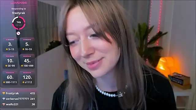SaintGirl online show from 24, 2, 2025