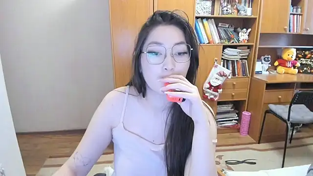 Snapshot of nliki4506 chatting on 21, 12, 2024 nliki4506 online show from 21, 12, 2024