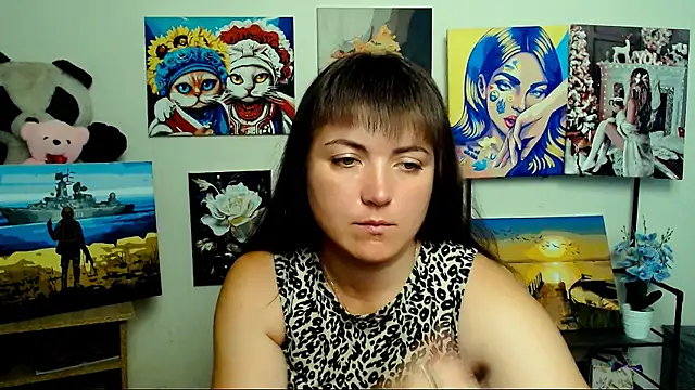 Snapshot of Darina_M_ chatting on 7, 7, 2026 Darina M online show from 7, 7, 2026