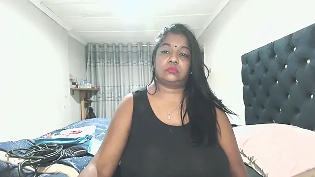 Indianmayaxoxo online show from 8, 5, 2026