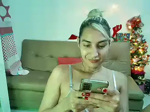 Snapshot of mandy_berrys chatting on 16, 12, 2024 mandy berrys online show from 16, 12, 2024