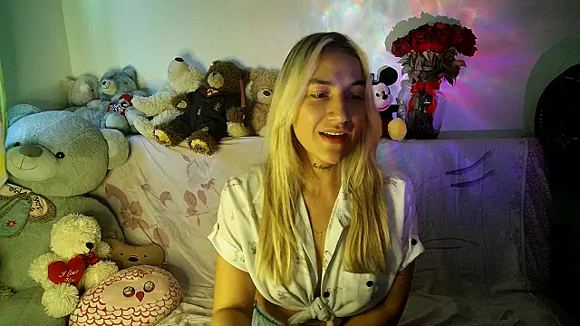 Snapshot of mandy_berrys chatting on 14, 9, 2025 mandy berrys online show from 14, 9, 2025