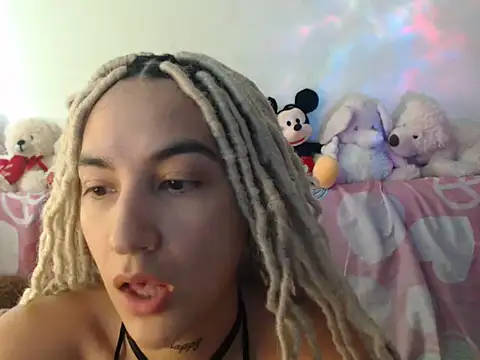 Snapshot of mandy_berrys chatting on 4, 10, 2025 mandy berrys online show from 4, 10, 2025