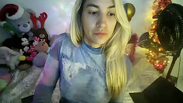 Snapshot of mandy_berrys chatting on 21, 12, 2025 mandy berrys online show from 21, 12, 2025