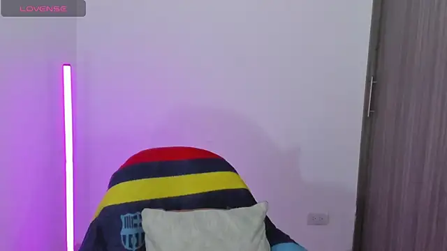 Natasha su  online show from 5, 3, 2026