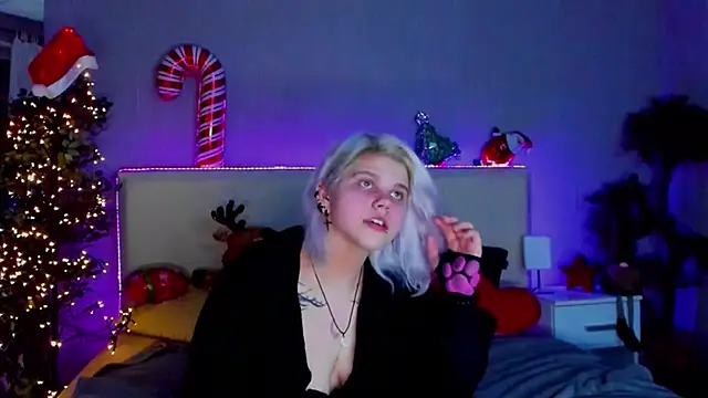 JoannLowe online show from 25, 12, 2024