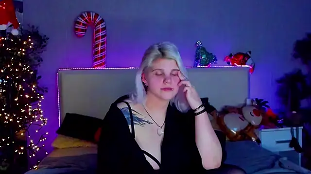 JoannLowe online show from 25, 12, 2024