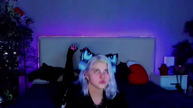 JoannLowe online show from 7, 1, 2025