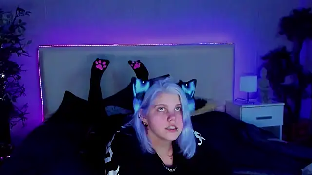 JoannLowe online show from 27, 1, 2025