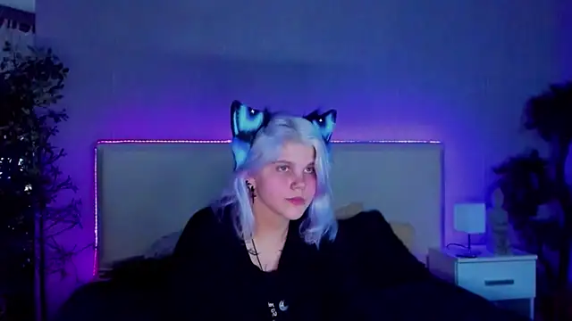 JoannLowe online show from 29, 1, 2025