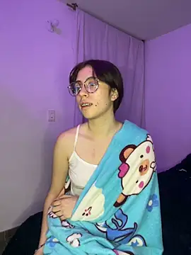 Catyloves online show from 26, 1, 2025