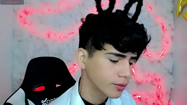 Tayson Rivers online show from 2, 10, 2025