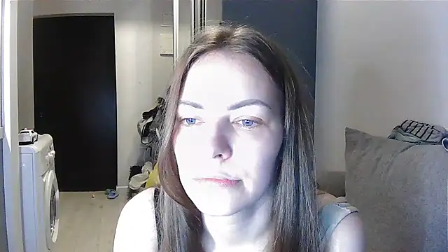AnnaDiamond1 online show from 17, 7, 2026