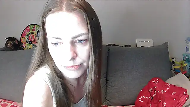 AnnaDiamond1 online show from 21, 7, 2026