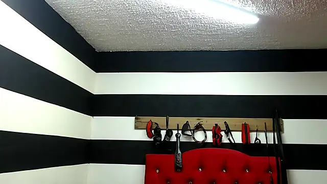 Marian Ran online show from 6, 3, 2025