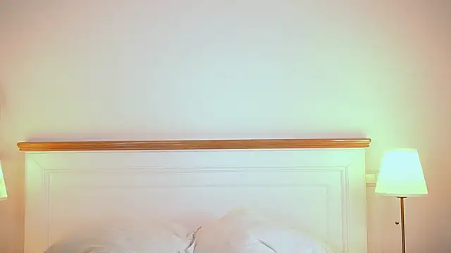AdelineKing online show from 25, 6, 2026
