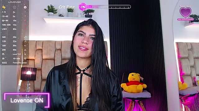 Snapshot of little_sophie18 chatting on 23, 2, 2025 little sophie18 online show from 23, 2, 2025