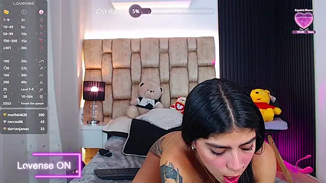 Snapshot of little_sophie18 chatting on 24, 2, 2025 little sophie18 online show from 24, 2, 2025