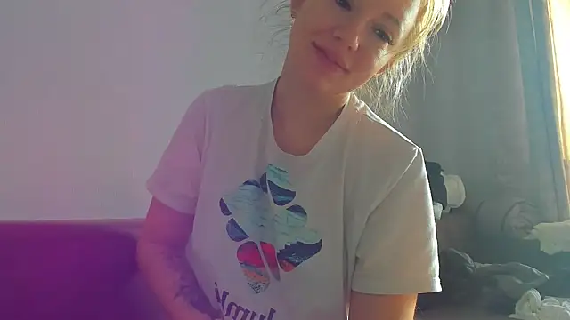 foxy blond online show from 1, 5, 2026
