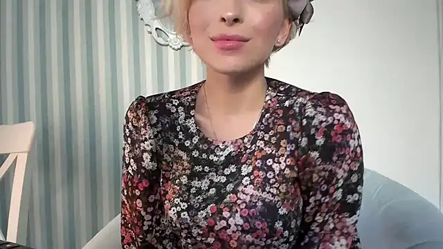 SakuFox online show from 31, 1, 2025