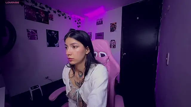 cami mila9 online show from 6, 4, 2026