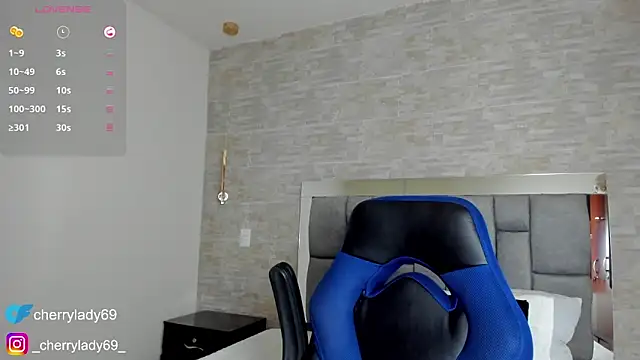 ladyAn  online show from 26, 2, 2025